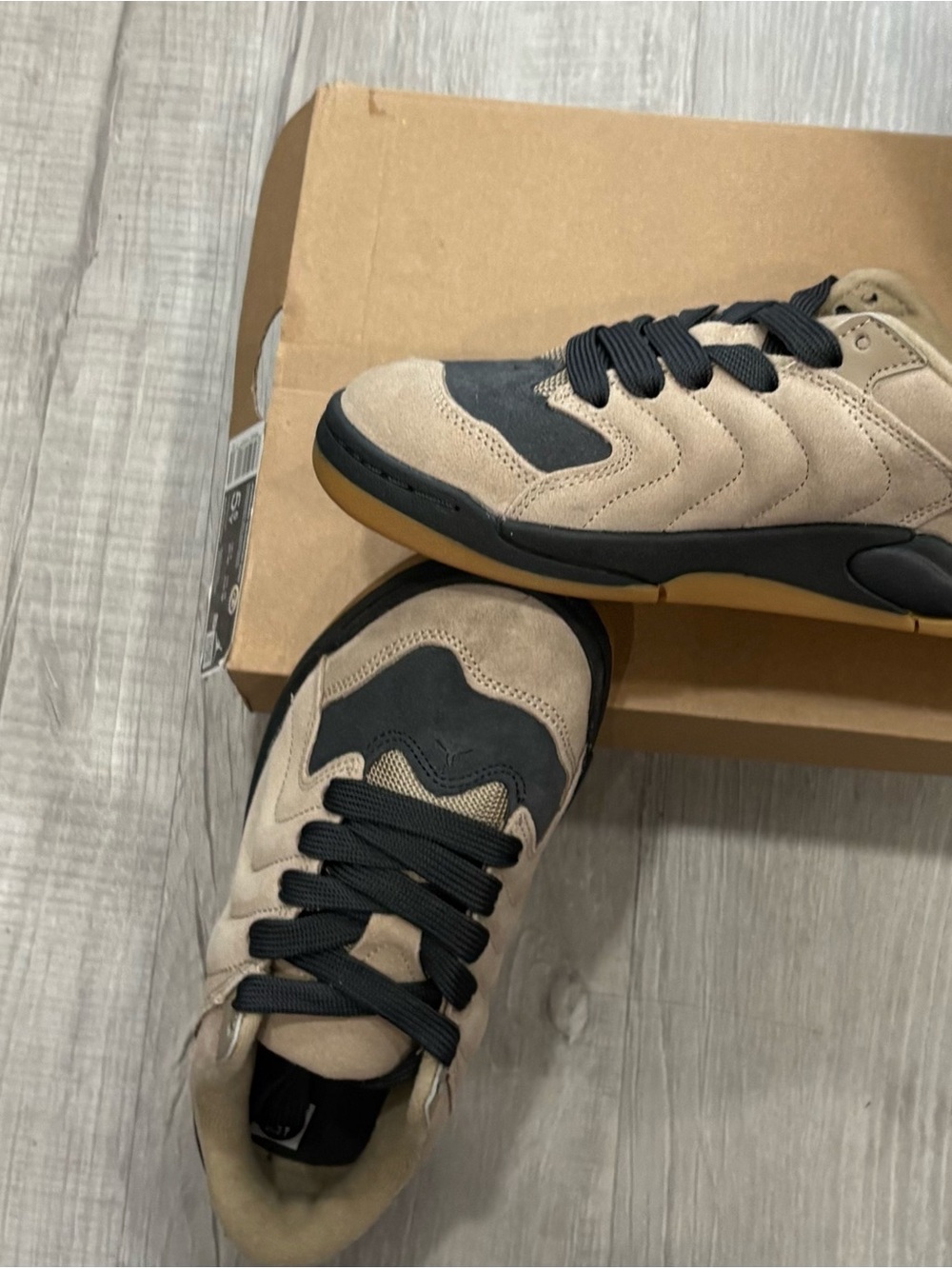 Jordan Kids Beige and Black Suede Sneakers with Gum Outsole AT-4/62 NWT